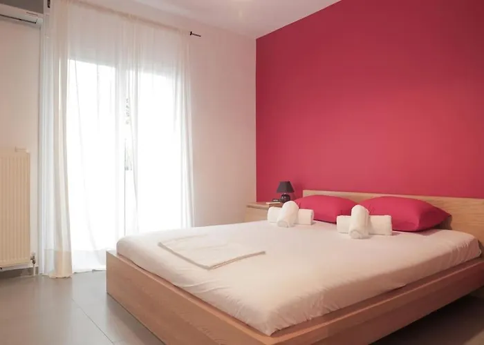 5 Min From Papageorgiou Free Indoor Parking Thessalonique