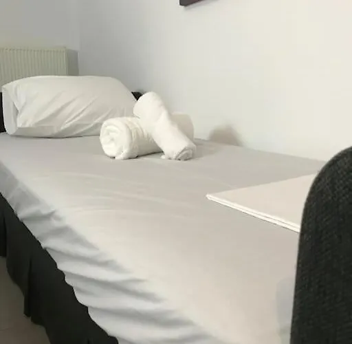 דירה 5 Min From Papageorgiou Free Indoor Parking *